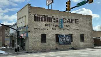 Mom's Cafe