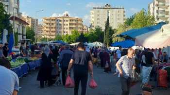 Kayapınar Semt Pazarı