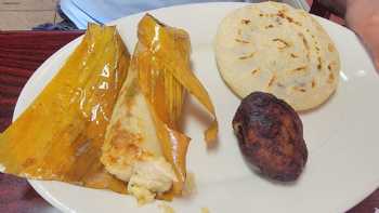 LOS CIPOTES Salvadorian Grill