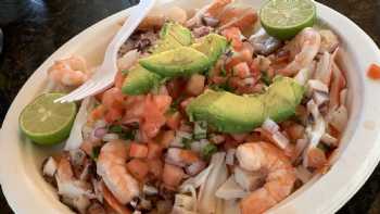 Mariscos Los Compadres