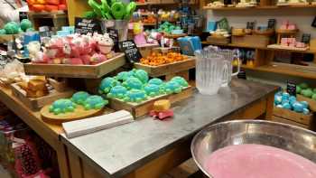 Lush Cosmetics