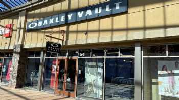 Oakley Vault