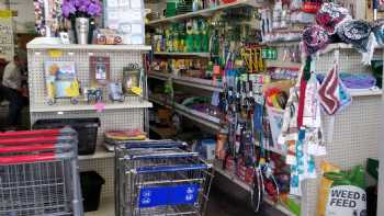 Stans Merc Grocery, Gas Station, and Piute Trail RV Park