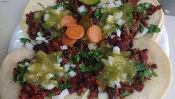 Taco truck sabor latino food salvadorian and mexican food