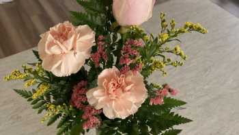 Bowcutt's Floral & Gift