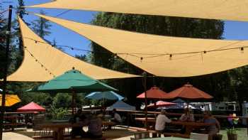 Russian River Pub