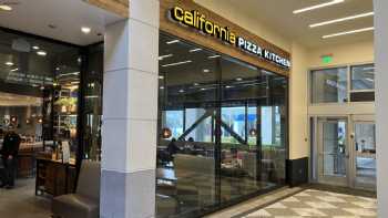 California Pizza Kitchen at San Mateo