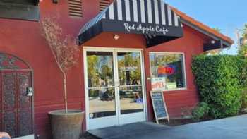 Red Apple Cafe