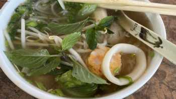 Pho Hong Long