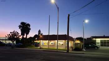 Super Burger Drive-in