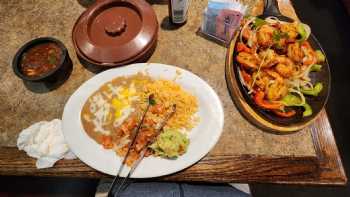 Mauricio's Grill & Cantina