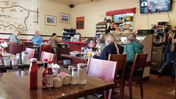 Alabama Hills Cafe & Bakery