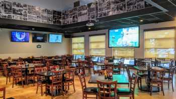 Tailgaters Sports Bar & Grill