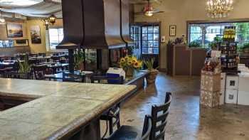 Los Olivos Wine Merchant & Cafe