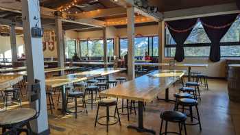 The Eatery at Mammoth Brewing Company