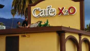 Cafe X2O, Monrovia