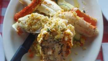 Crab Louie's Bistro