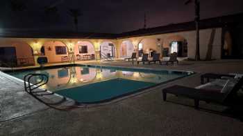 Oasis Palms RV Resort