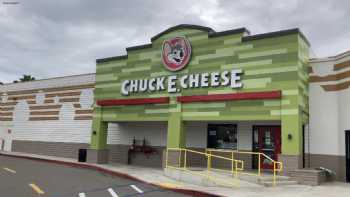 Chuck E. Cheese