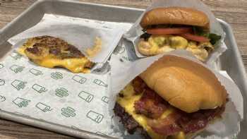 Shake Shack Pasadena