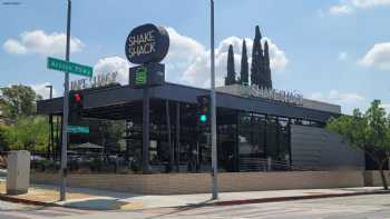 Shake Shack Pasadena