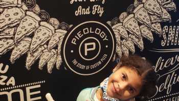 Pieology Pizzeria Perris