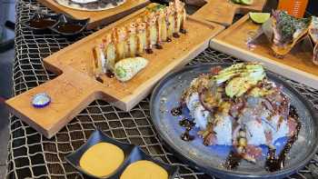 Culichi roll sushi & mariscos