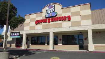 Chuck E. Cheese