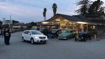 Sno White Drive-In