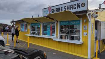 Shake Shack Galleria at Roseville