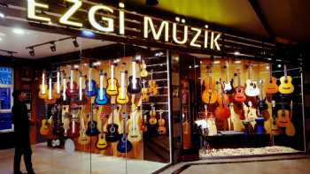 ezgi müzik erzurum (kenan usta çalgı yapım atölyesi)