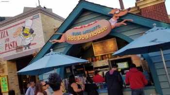 Suds McDuff's Hot Dog House