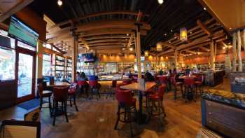 Lazy Dog Restaurant & Bar