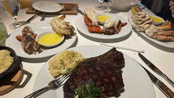 Council Oak Steaks & Seafood