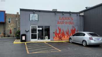 LARK'S BAR-B-QUE