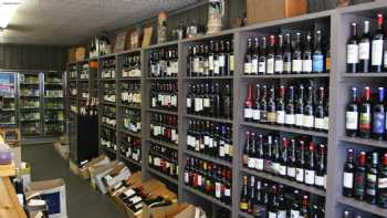 Gurney's Harbor Bottle Shop