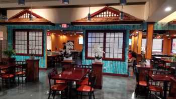 Ukai Hibachi Grill & Sushi Bar Woodlake