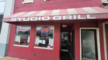 Studio Grill