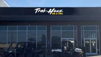 Trak Houz Bar & Grill