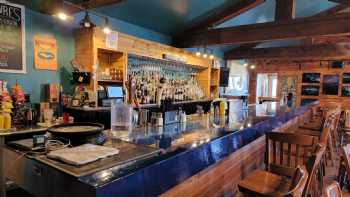 Lake Effect Bar and Grill