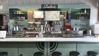 Lipka's Old Fashion Soda Fountain