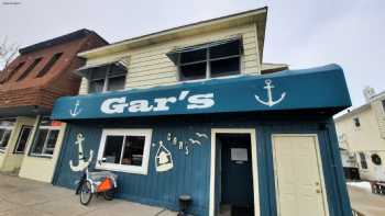 Gar's Lounge