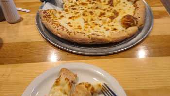 Treve's Pizza