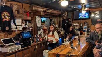 Knothole Bar