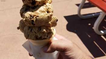 Rosie's Ice Cream and More - Sand Lake