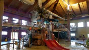 Surfari Joe's Indoor Wilderness Water Park-CLOSED