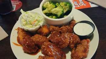 Applebee's Grill + Bar