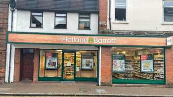 Holland & Barrett - Gerrards Cross