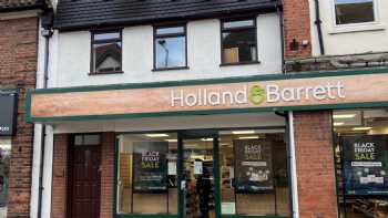 Holland & Barrett - Gerrards Cross