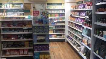 Holland & Barrett - Gerrards Cross